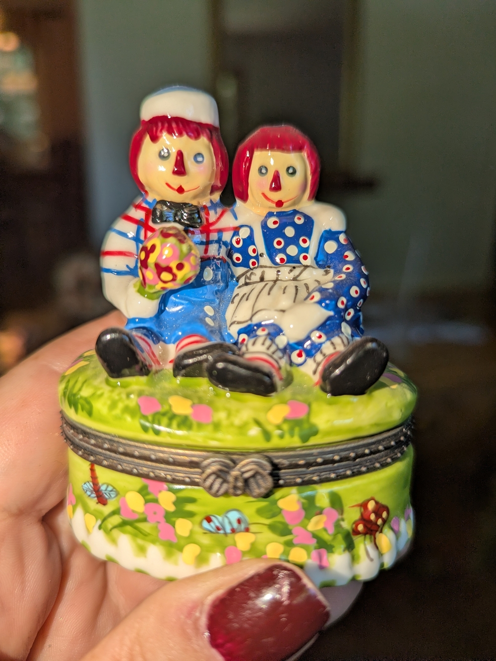 Hand-Painted Raggedy Ann And Andy Ceramic Figurine Trinket Box - Red & Blue